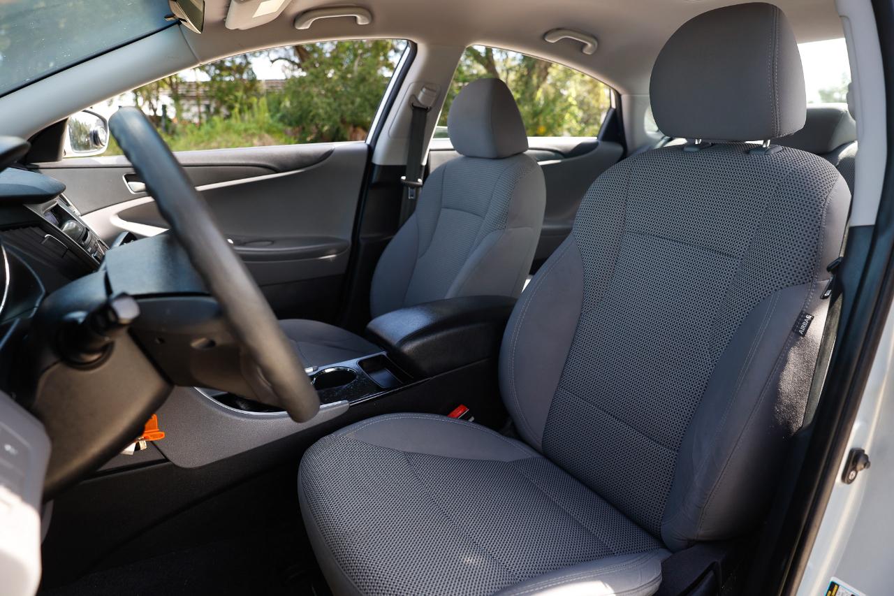 Hyundai Sonata  2011