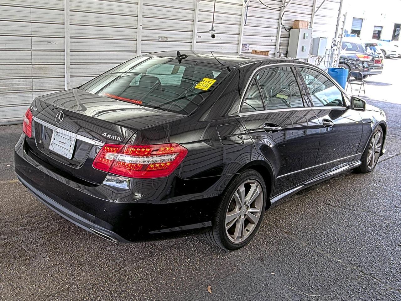Mercedes-Benz E-Class  2010