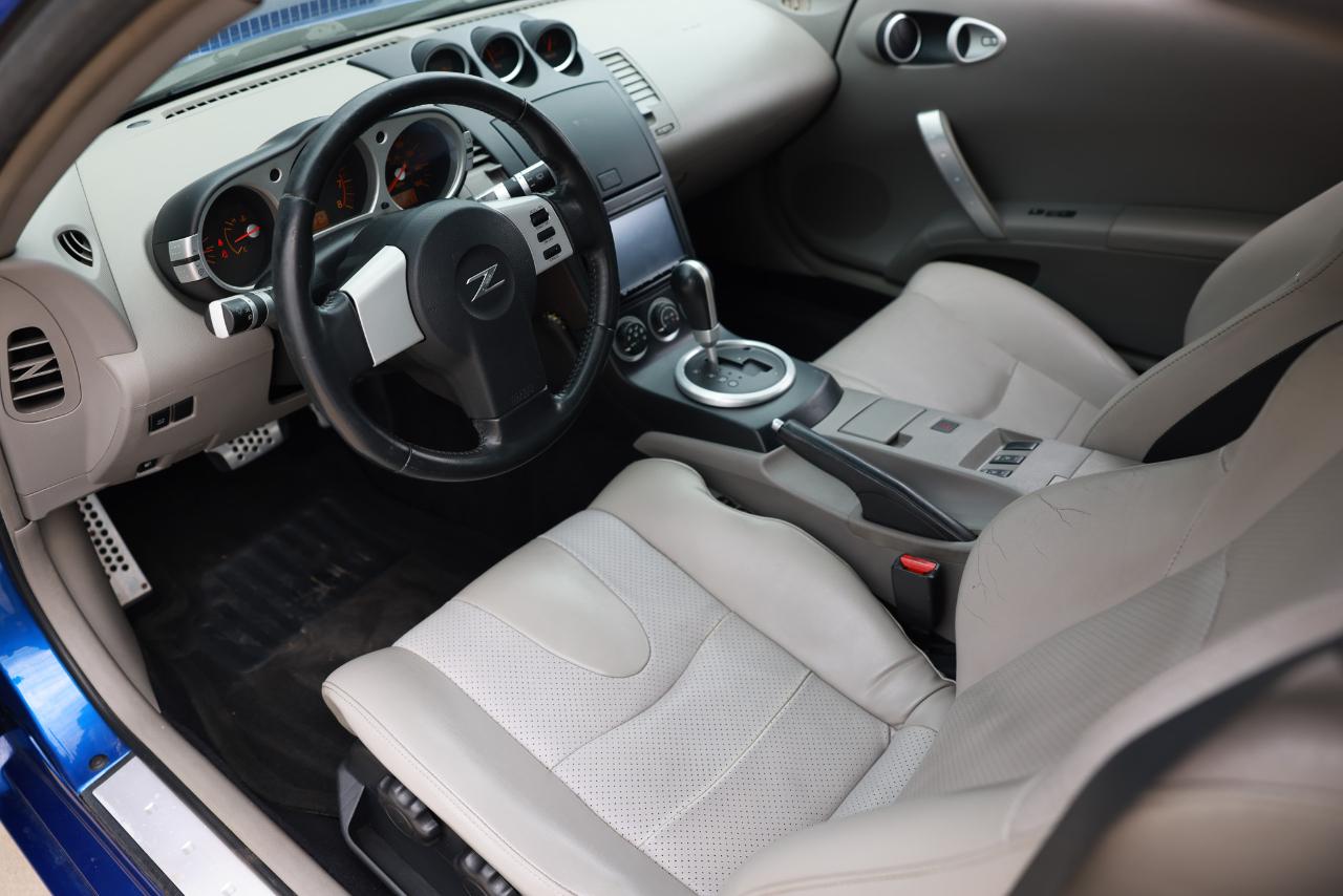 Nissan 350Z  2004