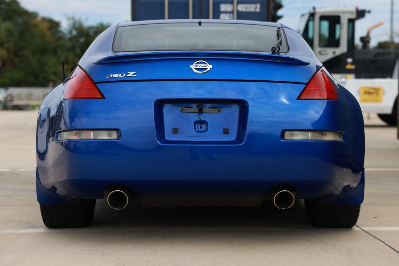 Nissan 350Z  2004