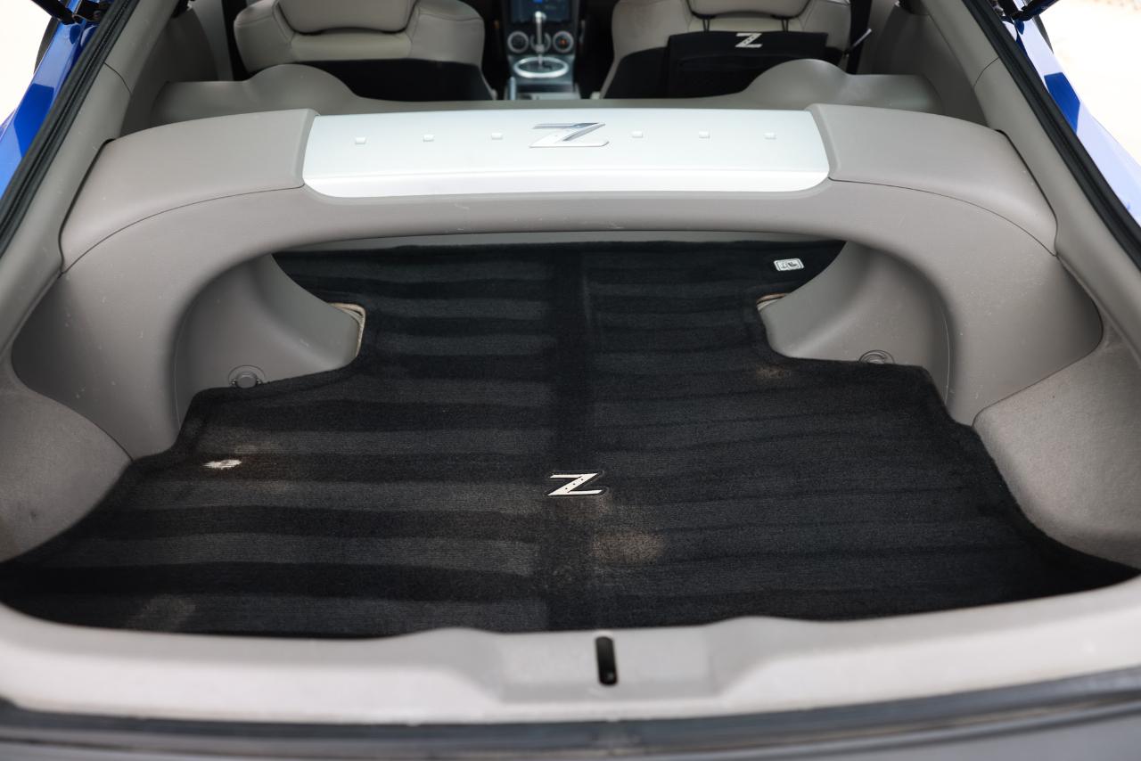 Nissan 350Z  2004