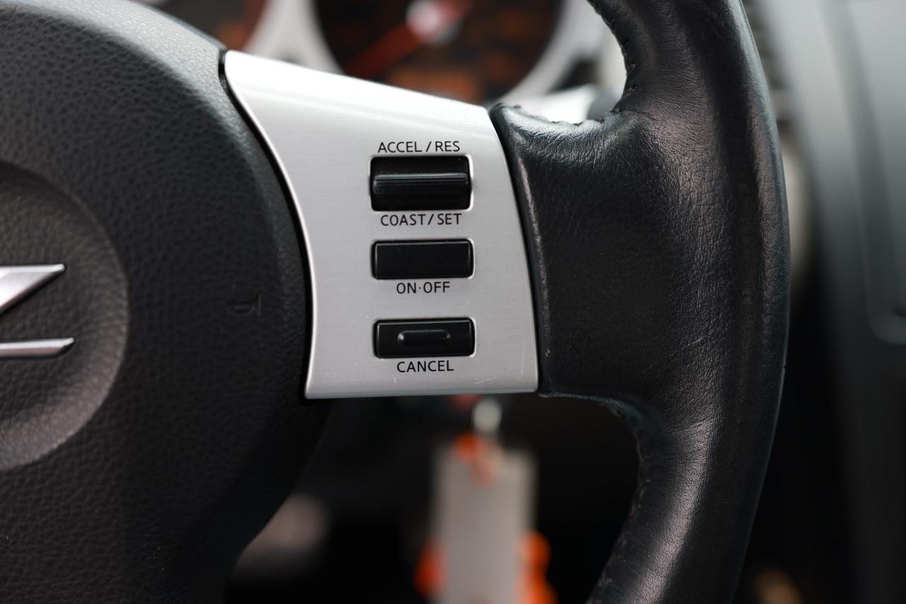 Nissan 350Z  2004