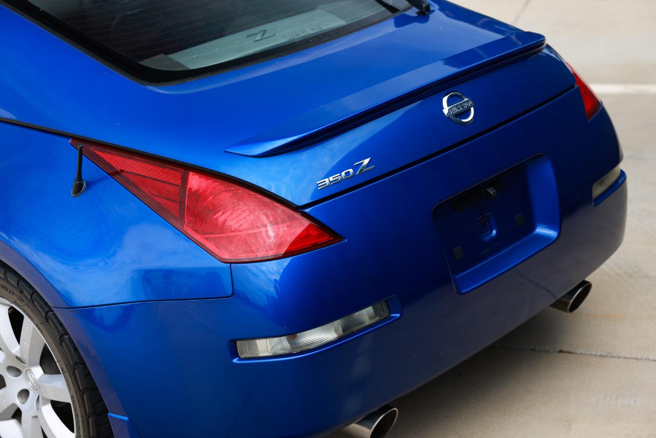 Nissan 350Z  2004