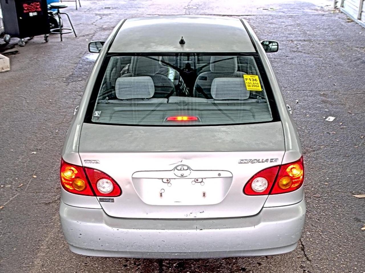 Toyota Corolla  2004
