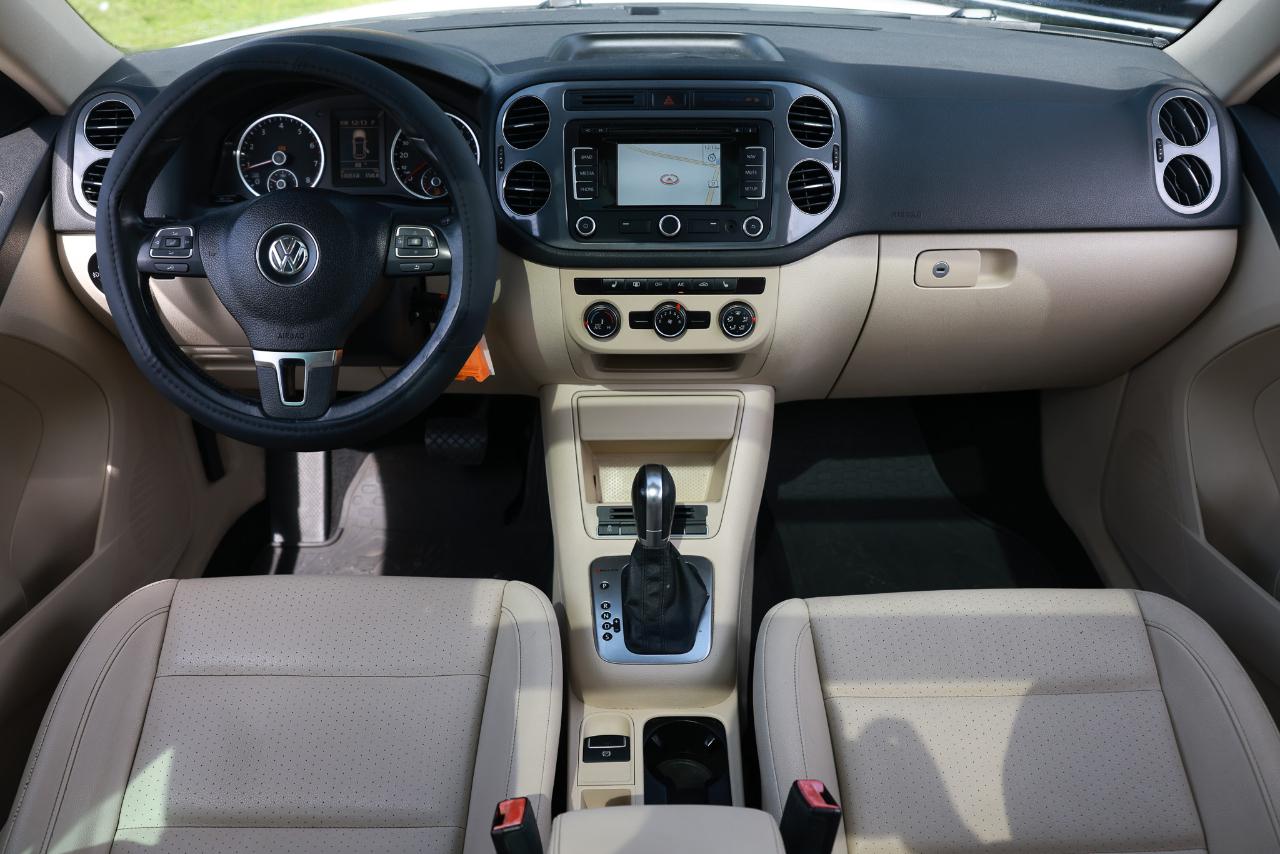 Volkswagen Tiguan  2013