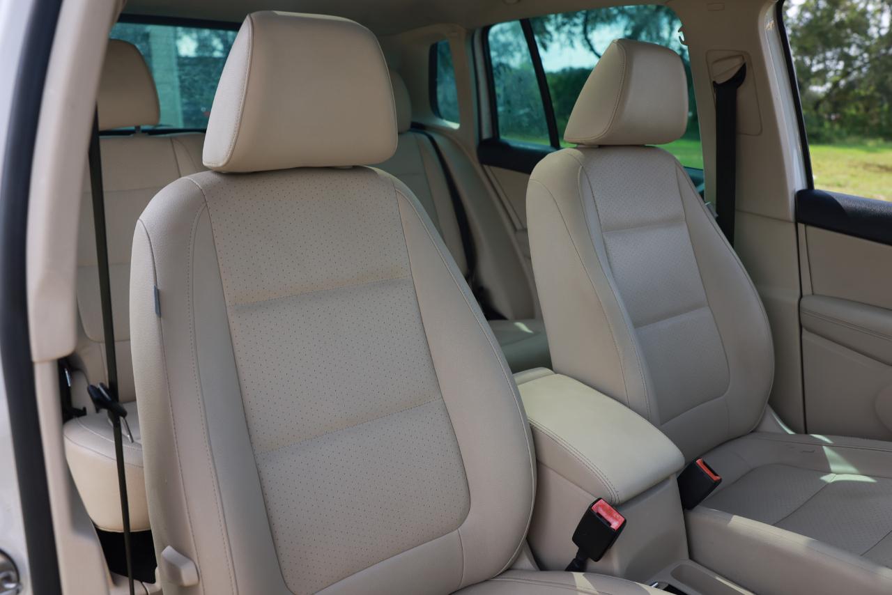 Volkswagen Tiguan  2013