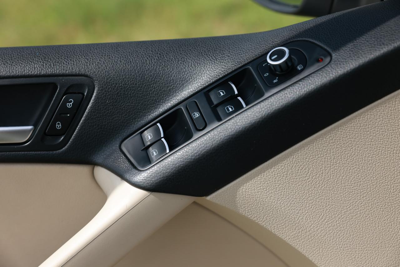 Volkswagen Tiguan  2013