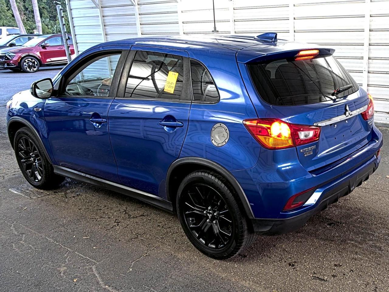 Mitsubishi Outlander Sport  2019