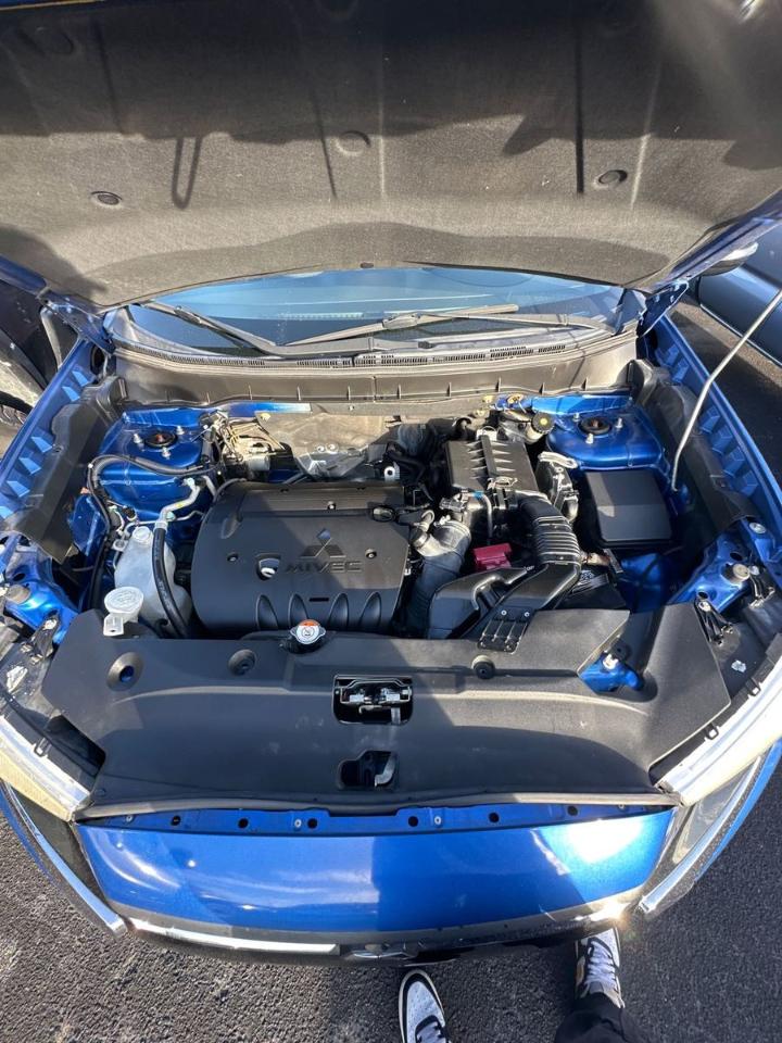 Mitsubishi Outlander Sport  2019