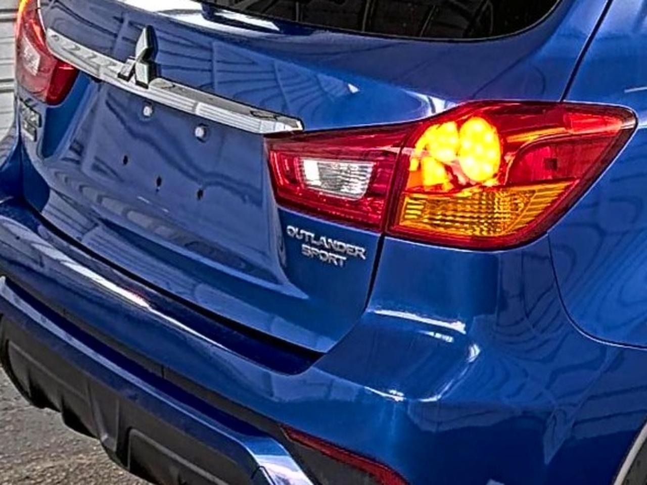Mitsubishi Outlander Sport  2019