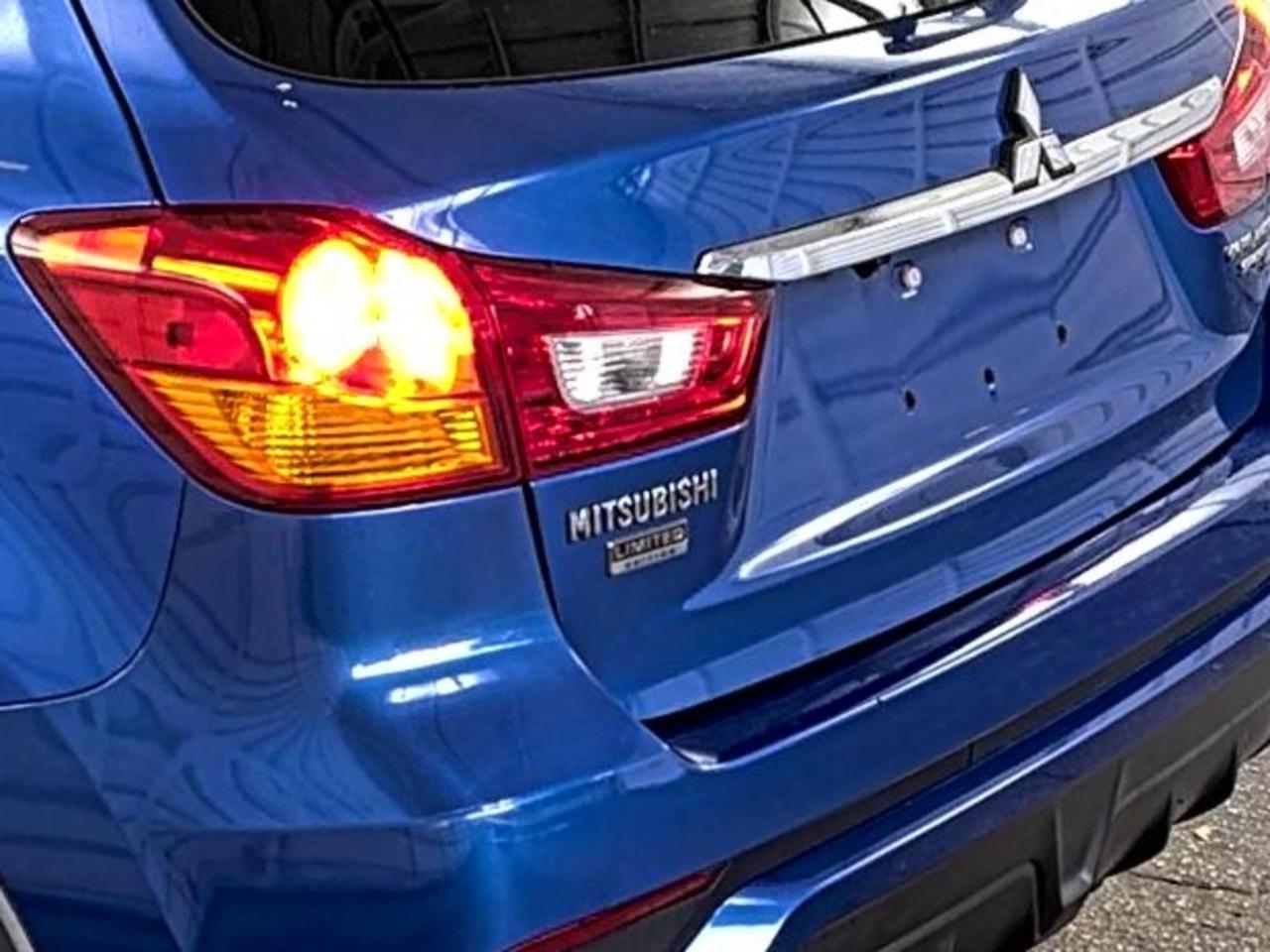 Mitsubishi Outlander Sport  2019
