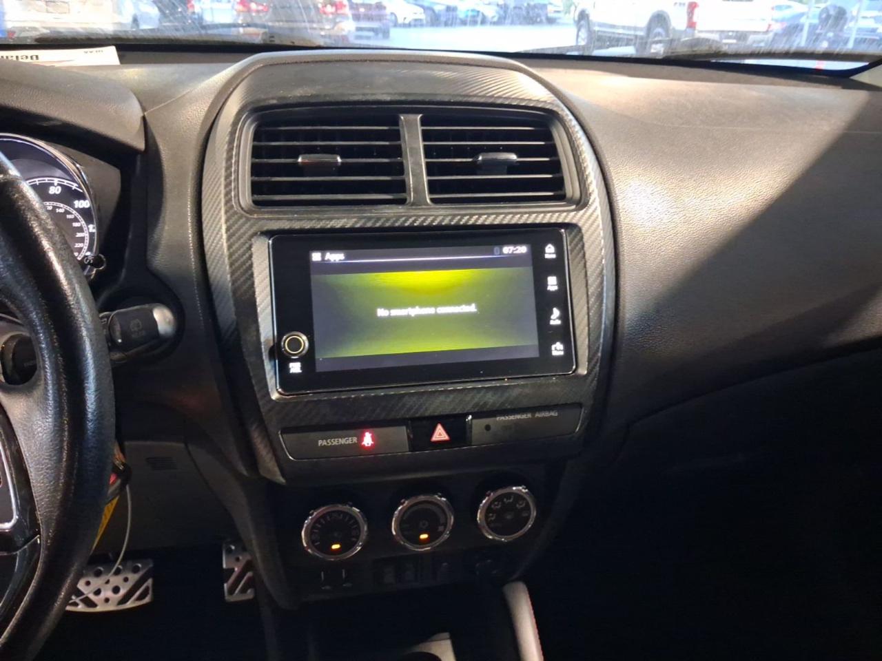 Mitsubishi Outlander Sport  2019