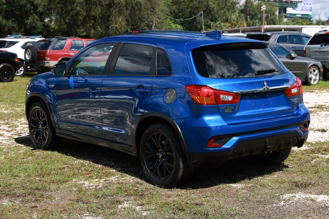 Mitsubishi Outlander Sport  2019