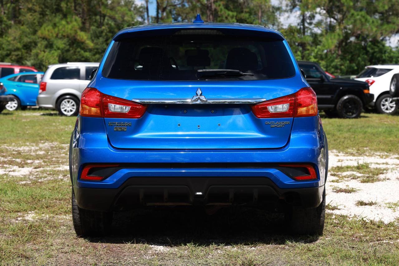 Mitsubishi Outlander Sport  2019