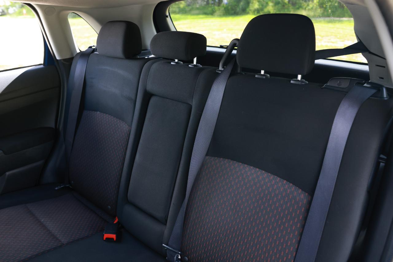 Mitsubishi Outlander Sport  2019