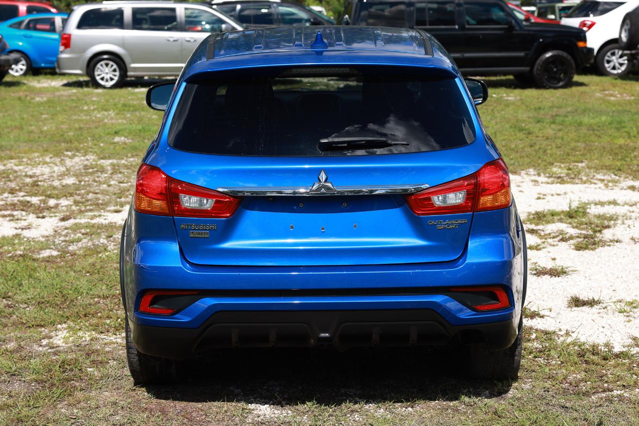 Mitsubishi Outlander Sport  2019