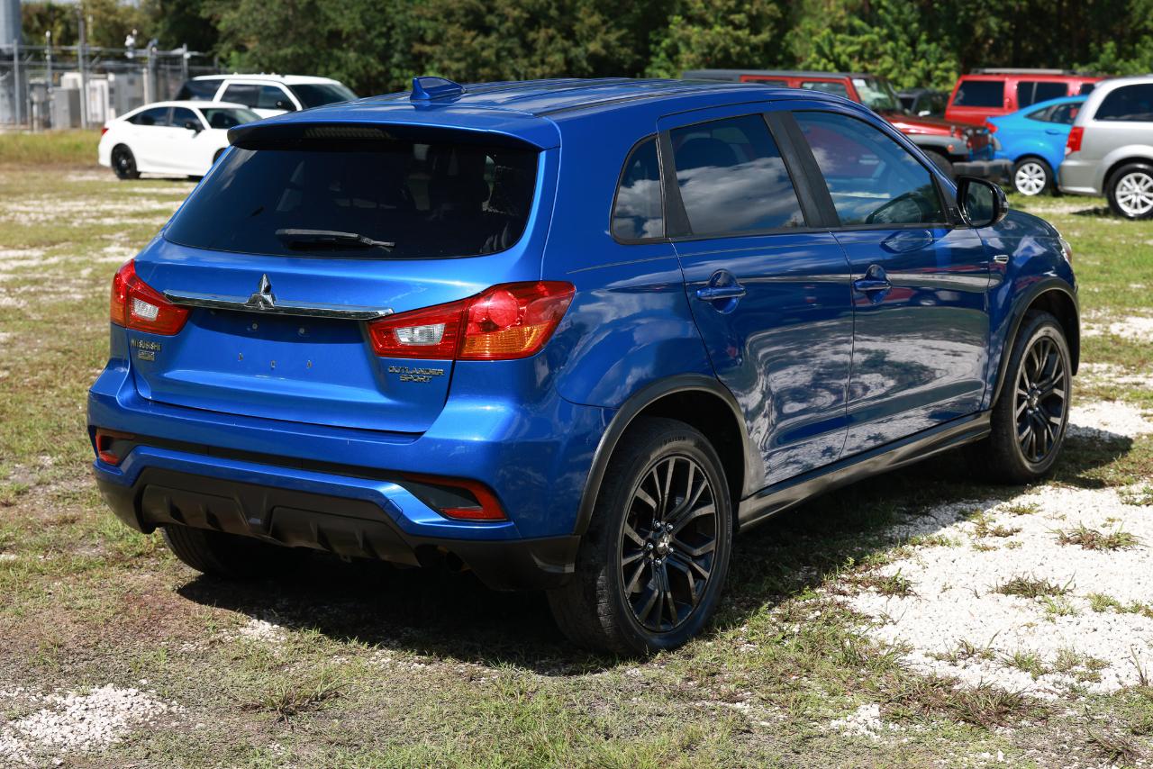 Mitsubishi Outlander Sport  2019