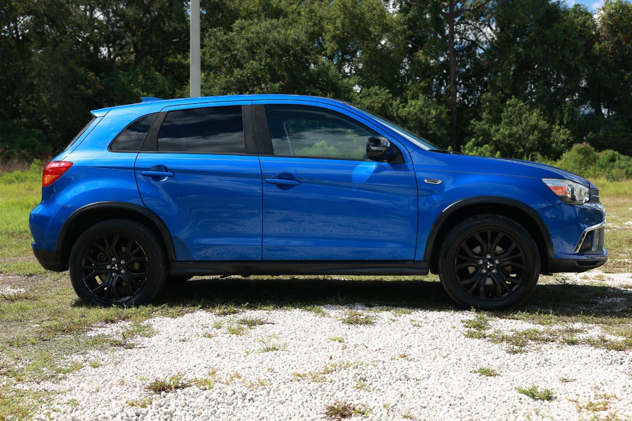 Mitsubishi Outlander Sport  2019