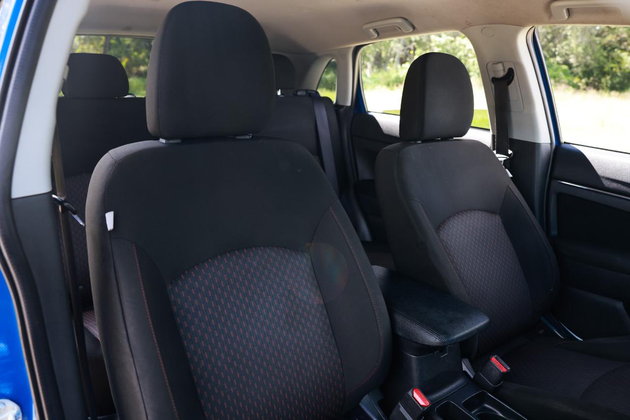 Mitsubishi Outlander Sport  2019