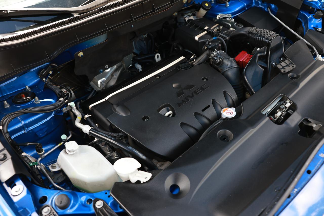 Mitsubishi Outlander Sport  2019