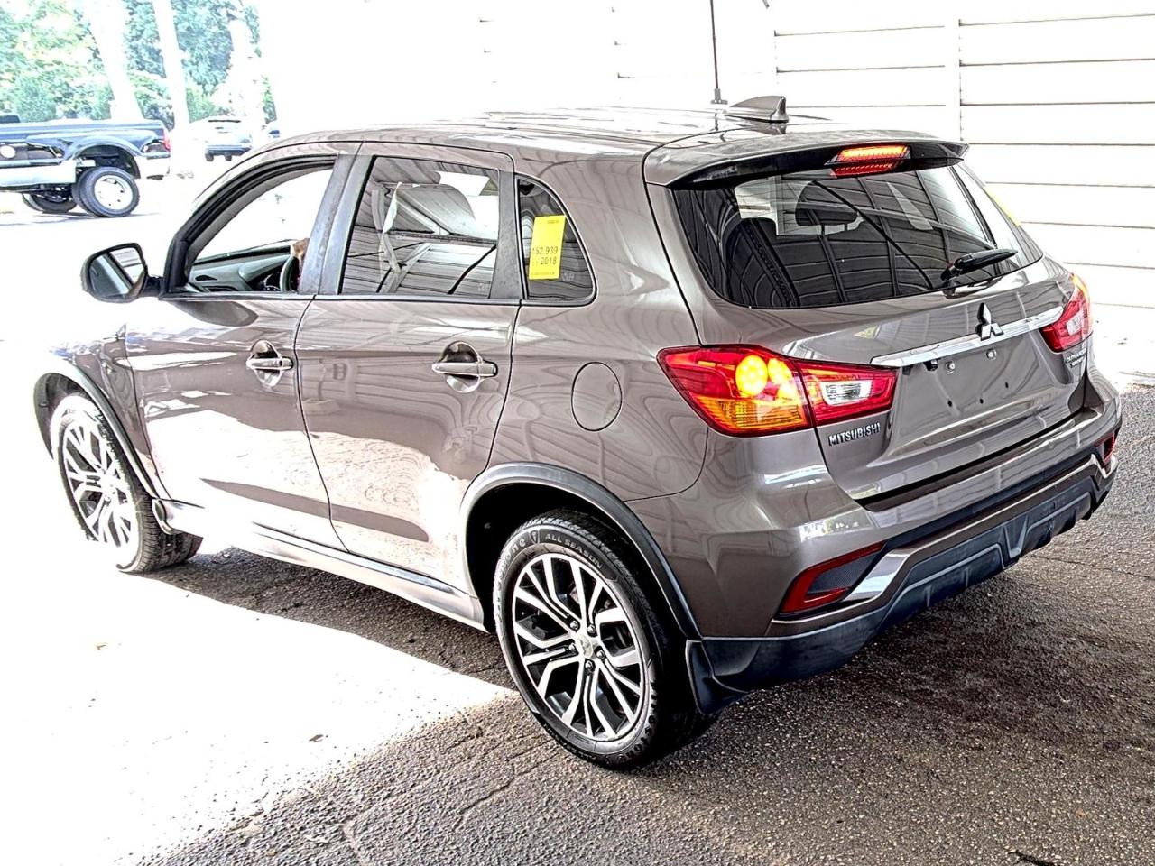 Mitsubishi Outlander Sport  2018