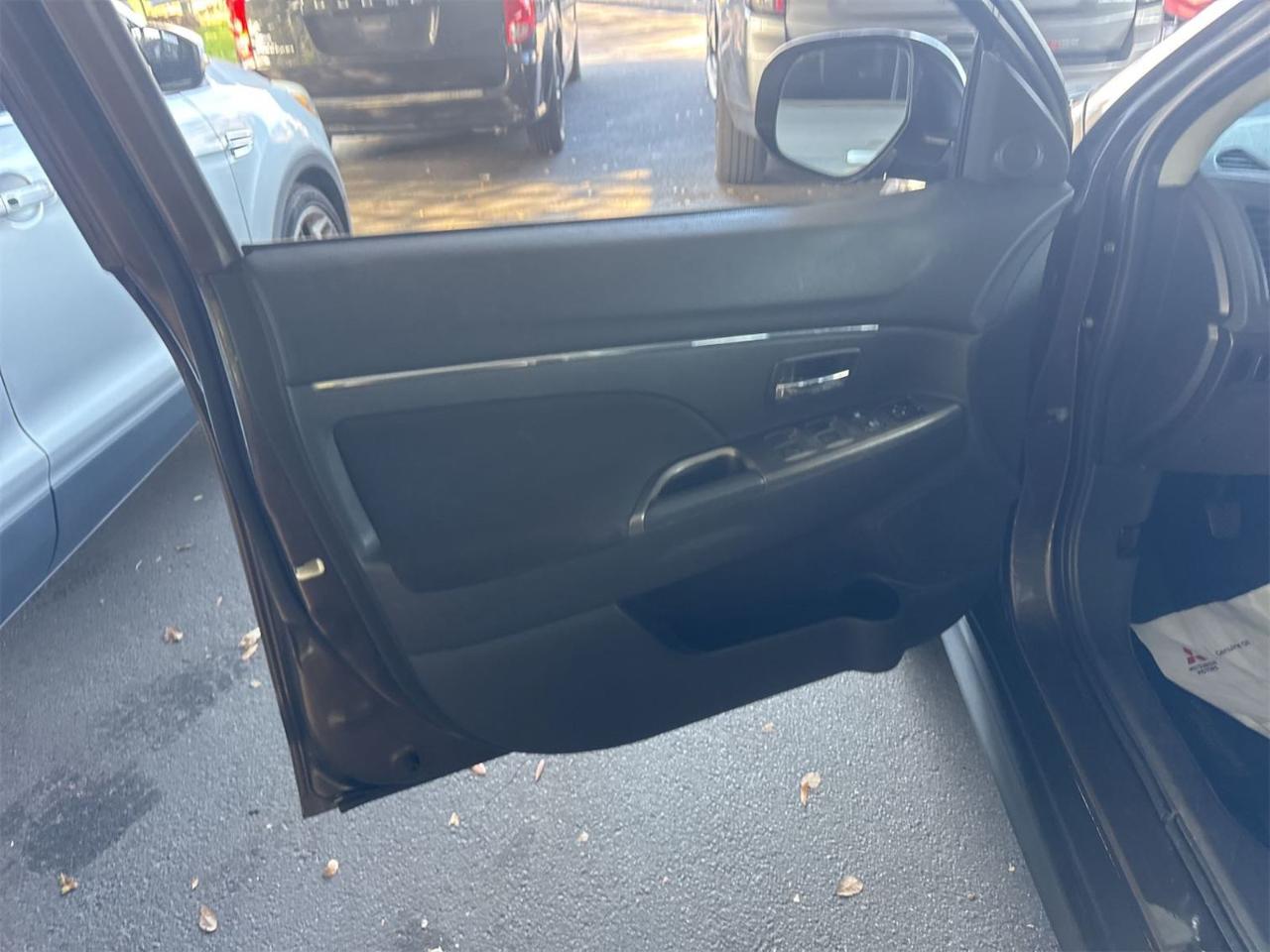 Mitsubishi Outlander Sport  2018