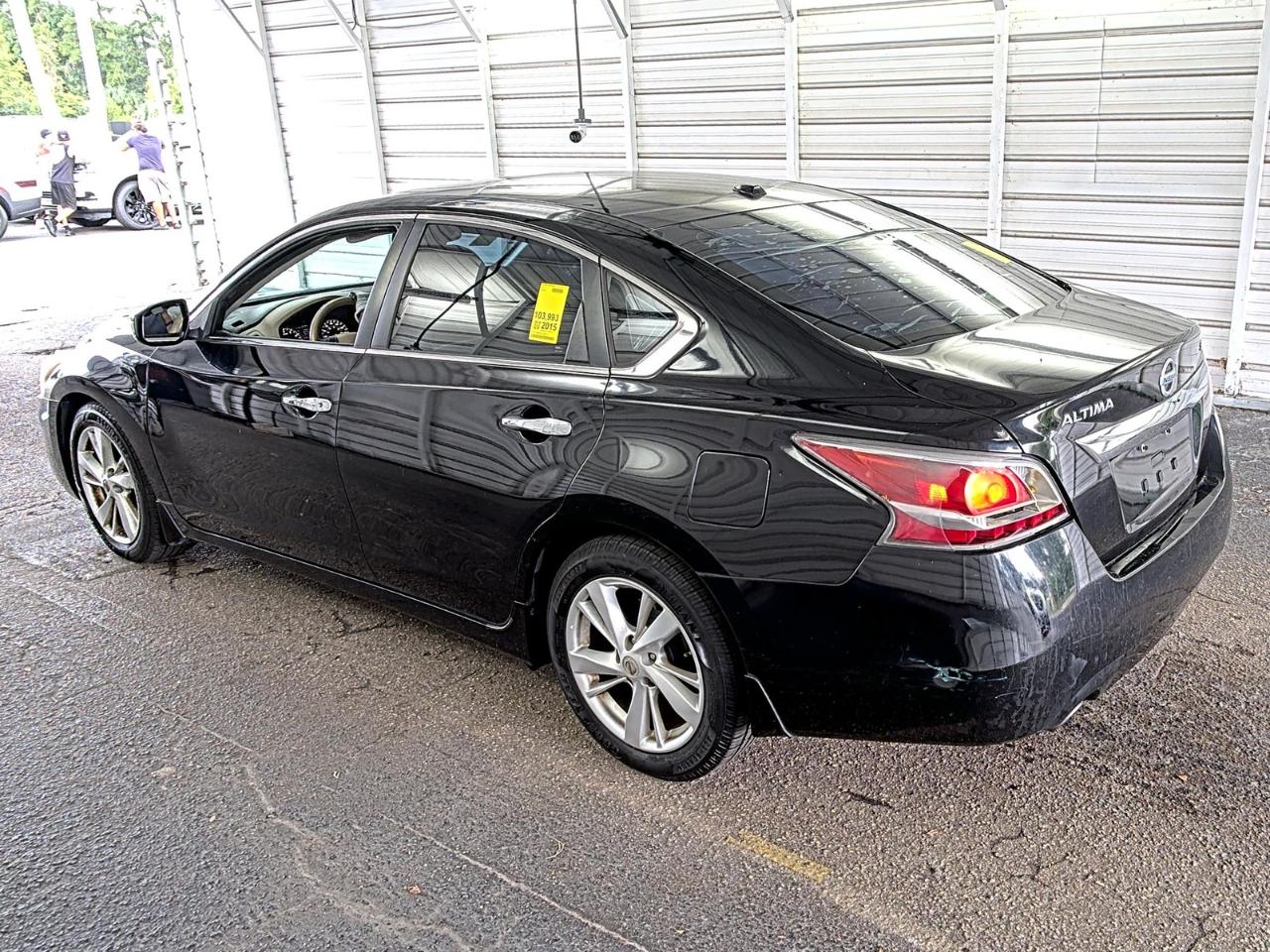 Nissan Altima  2015