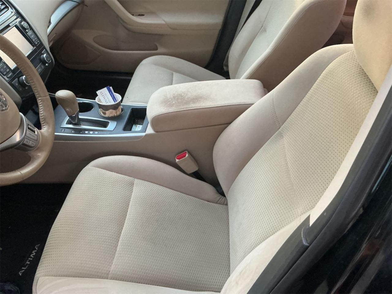 Nissan Altima  2015