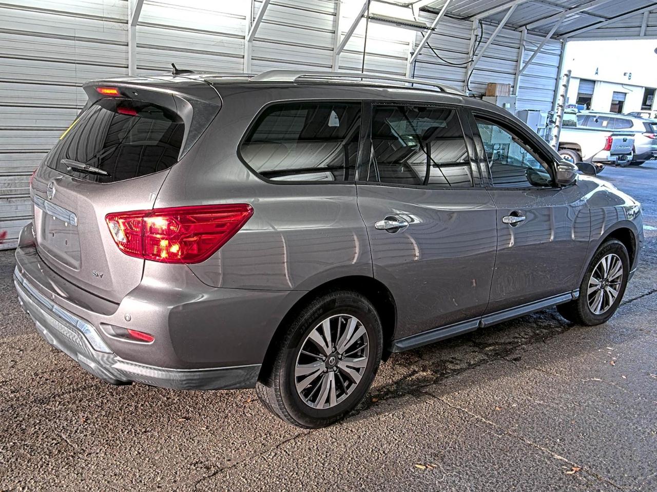Nissan Pathfinder  2018