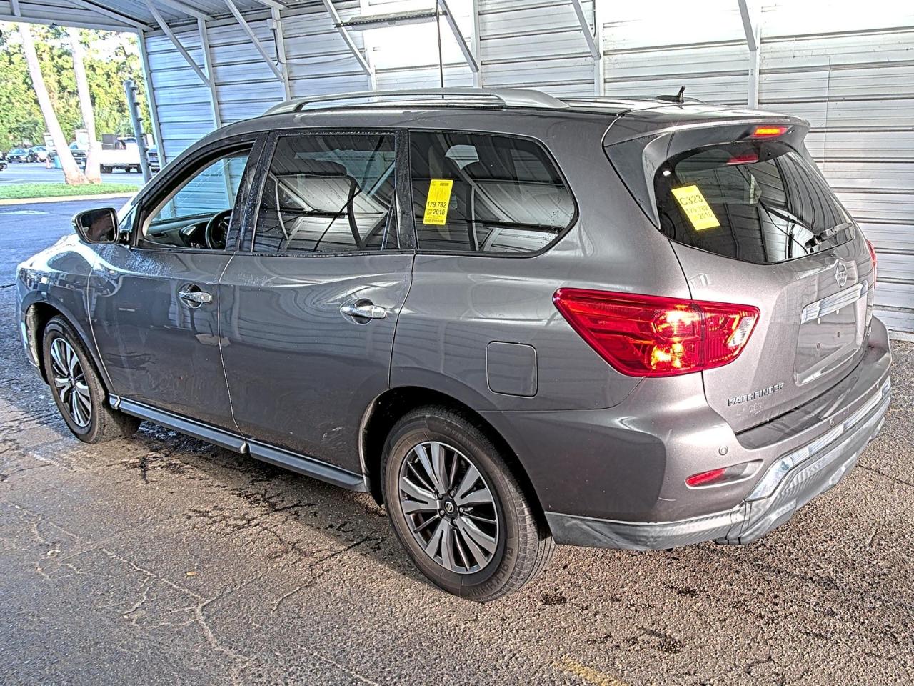 Nissan Pathfinder  2018