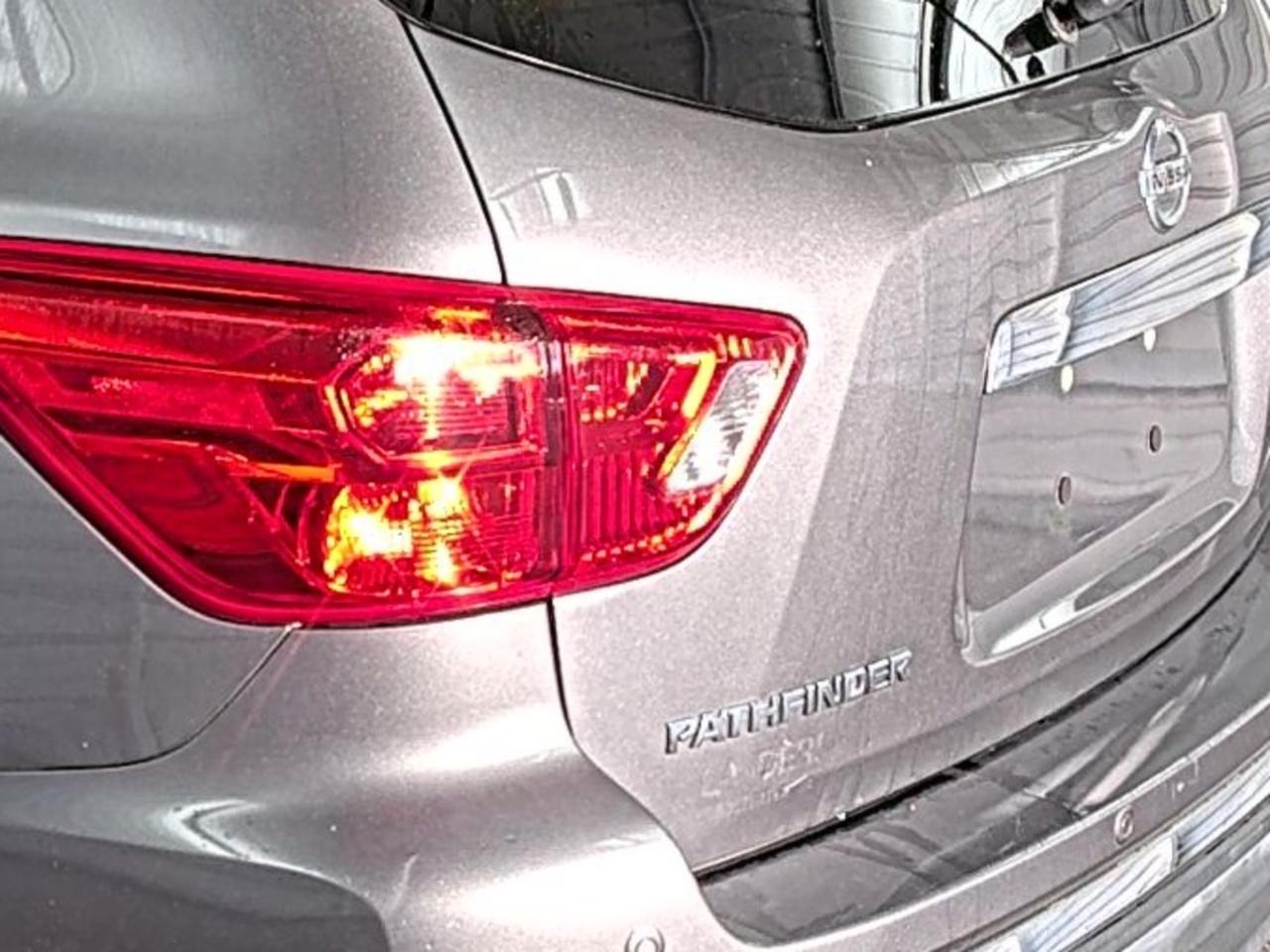Nissan Pathfinder  2018