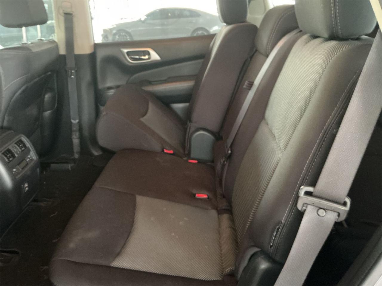 Nissan Pathfinder  2018