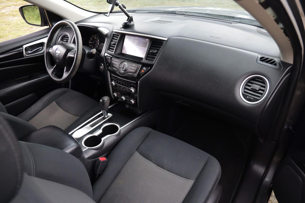 Nissan Pathfinder  2018
