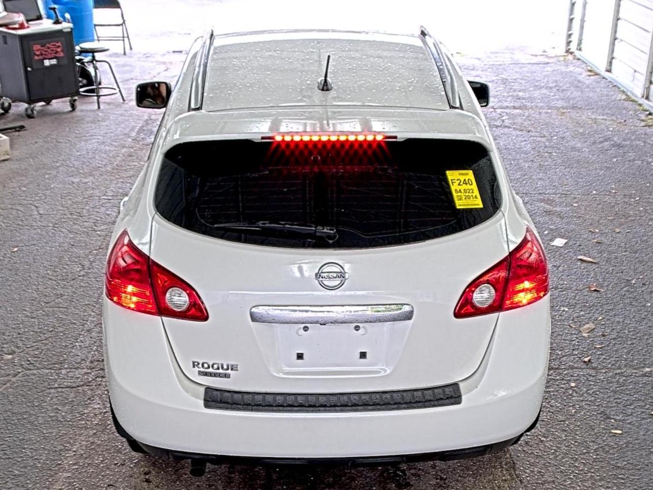 Nissan Rogue Select  2014
