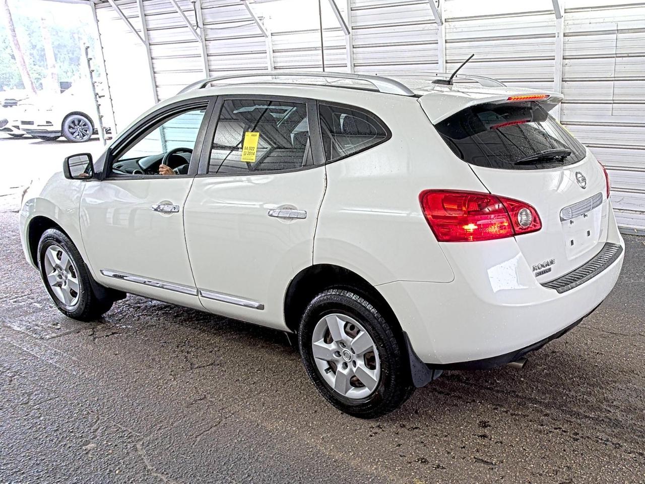Nissan Rogue Select  2014
