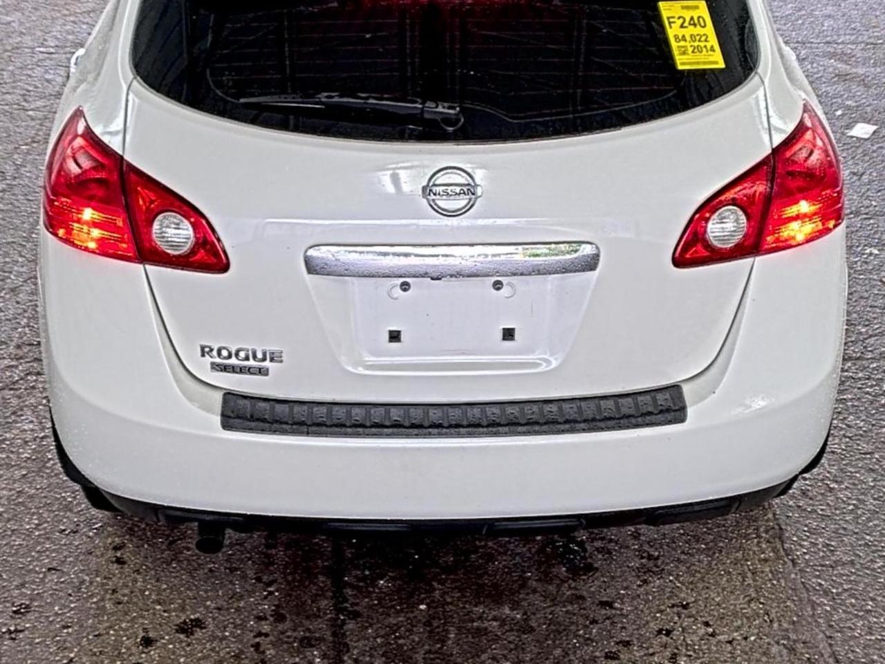 Nissan Rogue Select  2014
