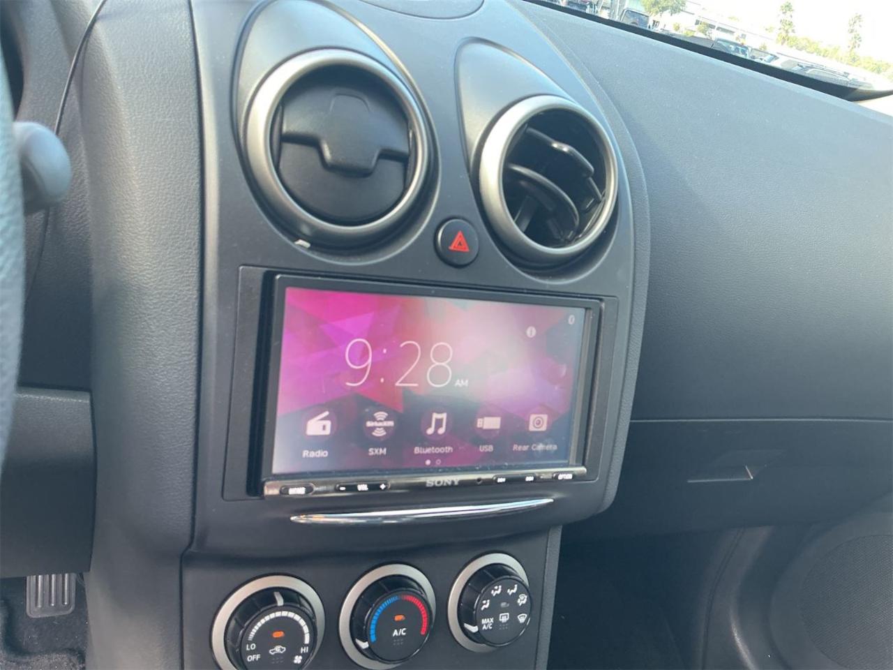 Nissan Rogue Select  2014