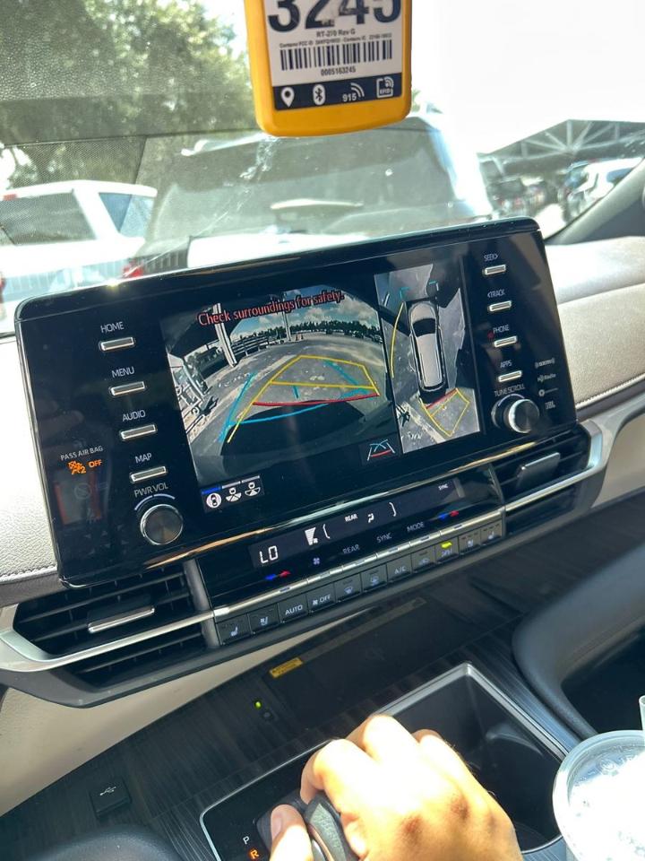 Toyota Sienna  2021