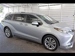 2021 Toyota Sienna 