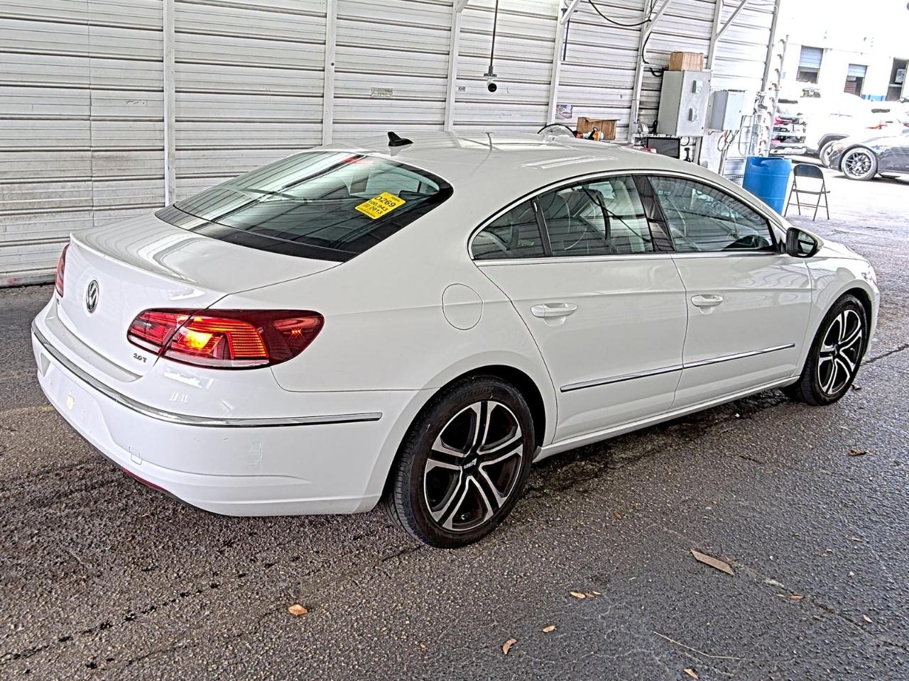 Volkswagen CC  2013