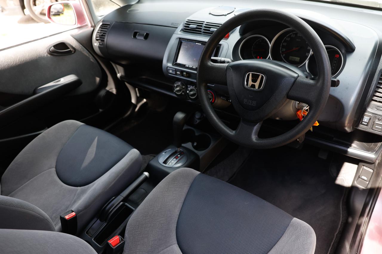 Honda Fit  2001