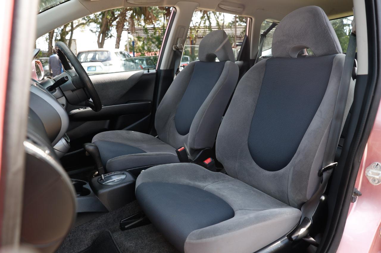 Honda Fit  2001