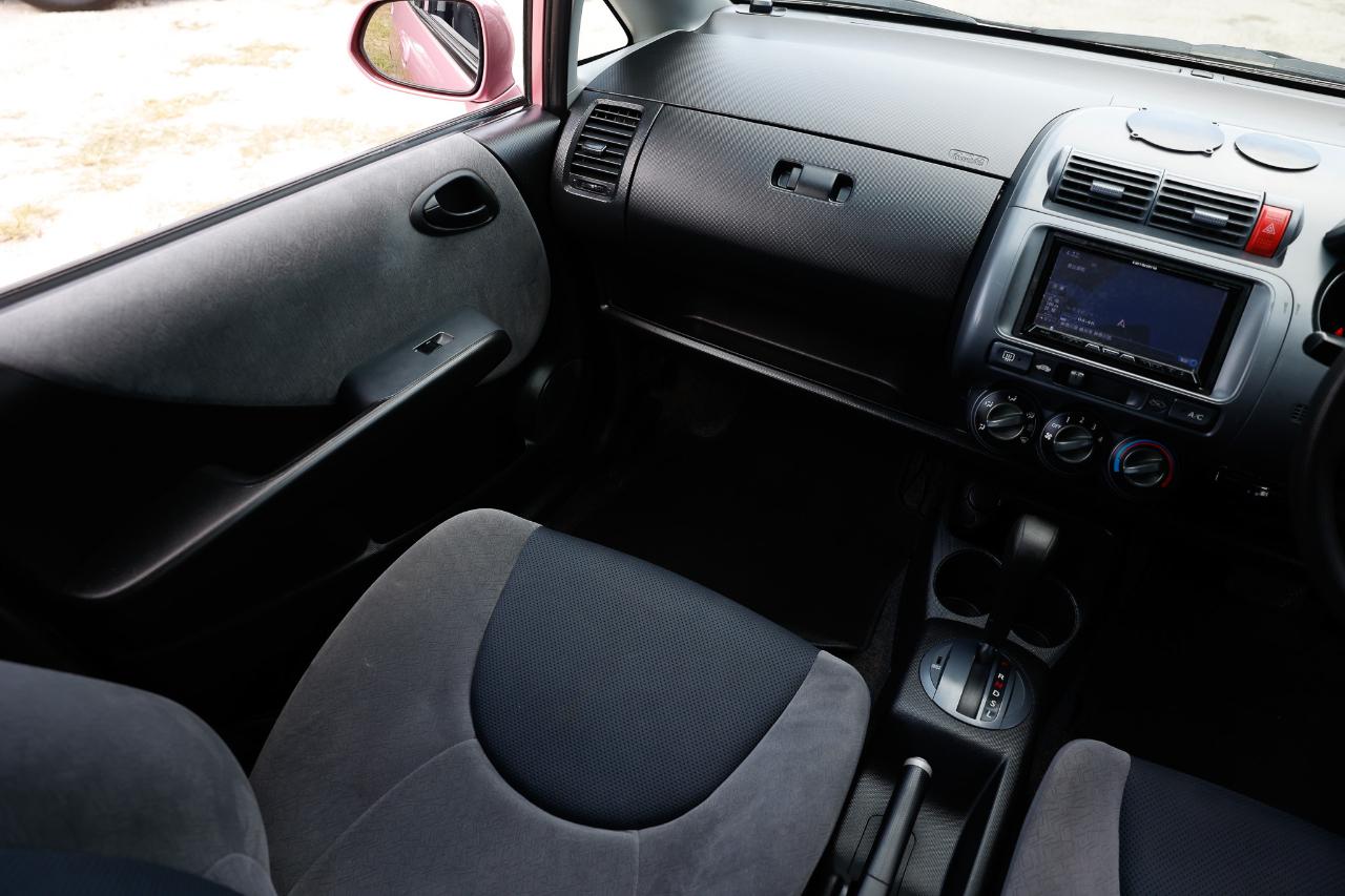Honda Fit  2001
