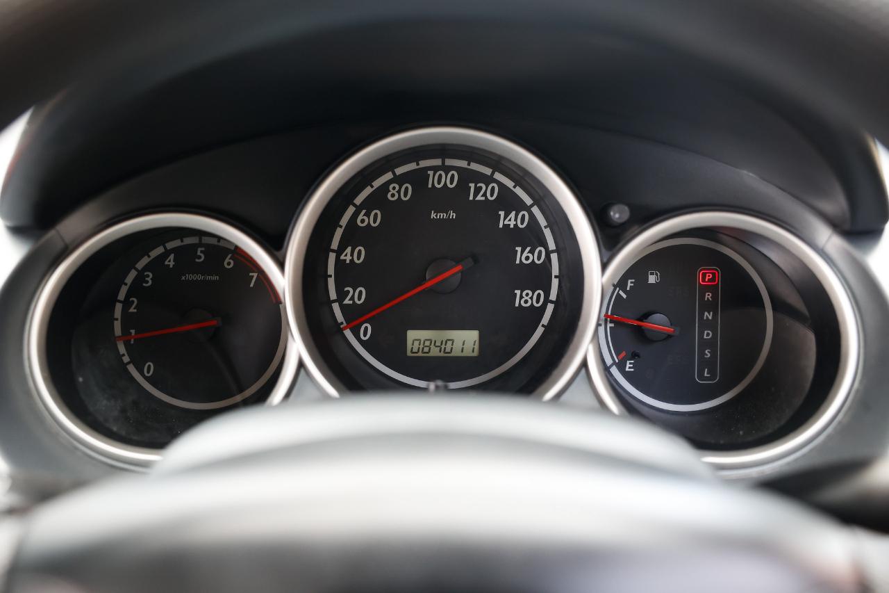 Honda Fit  2001