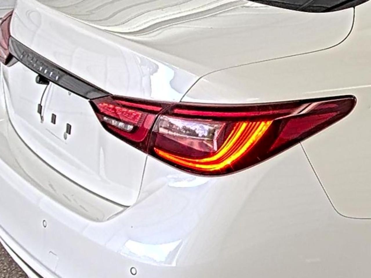 Infiniti Q50  2019