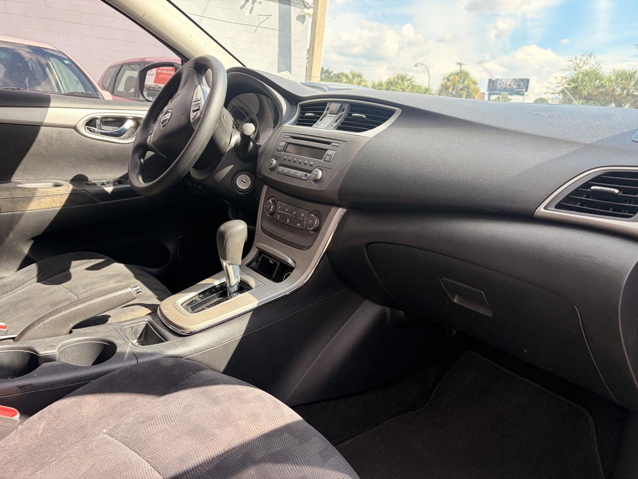 Nissan Sentra  2013