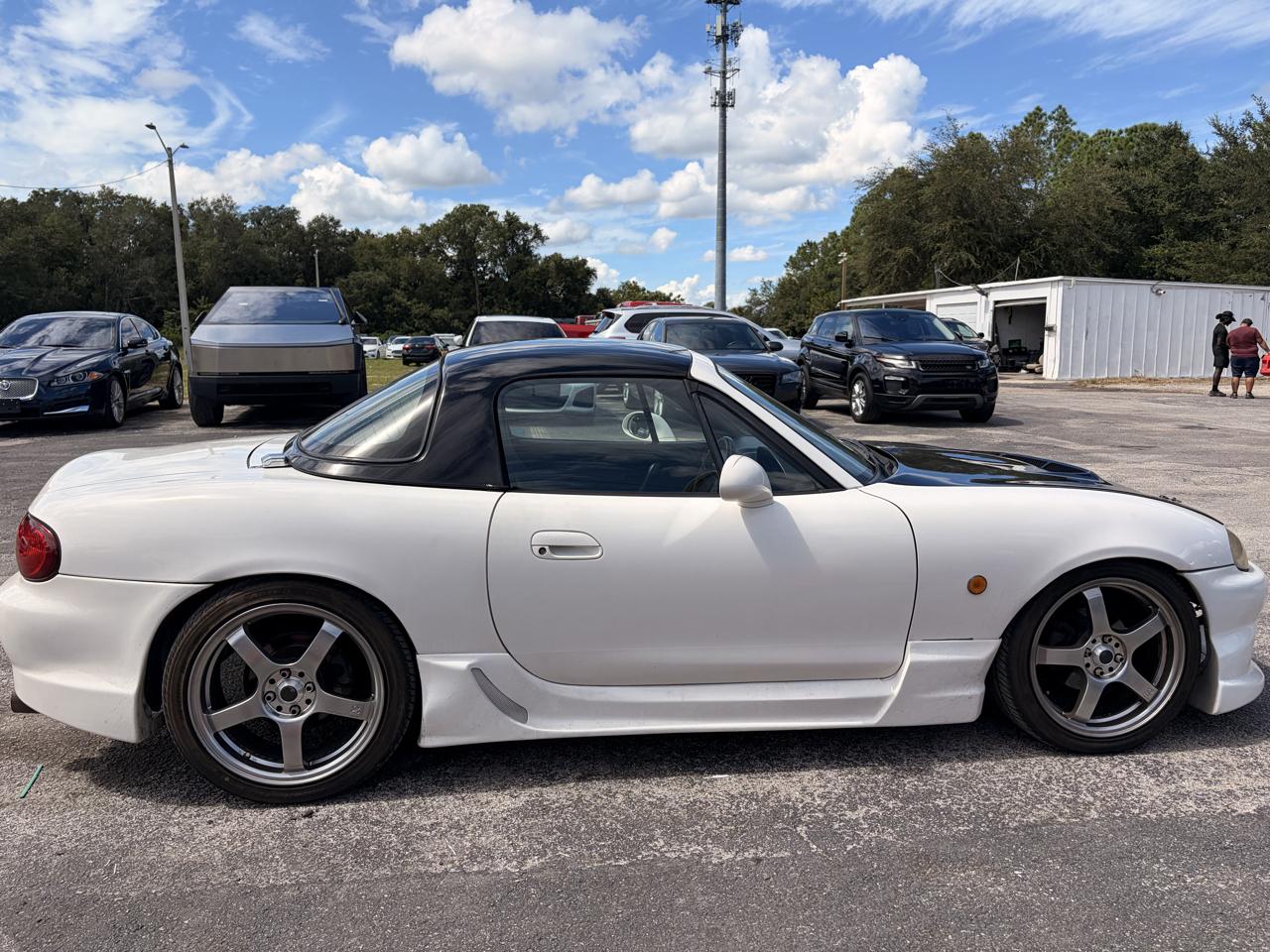 Mazda Miata  1998