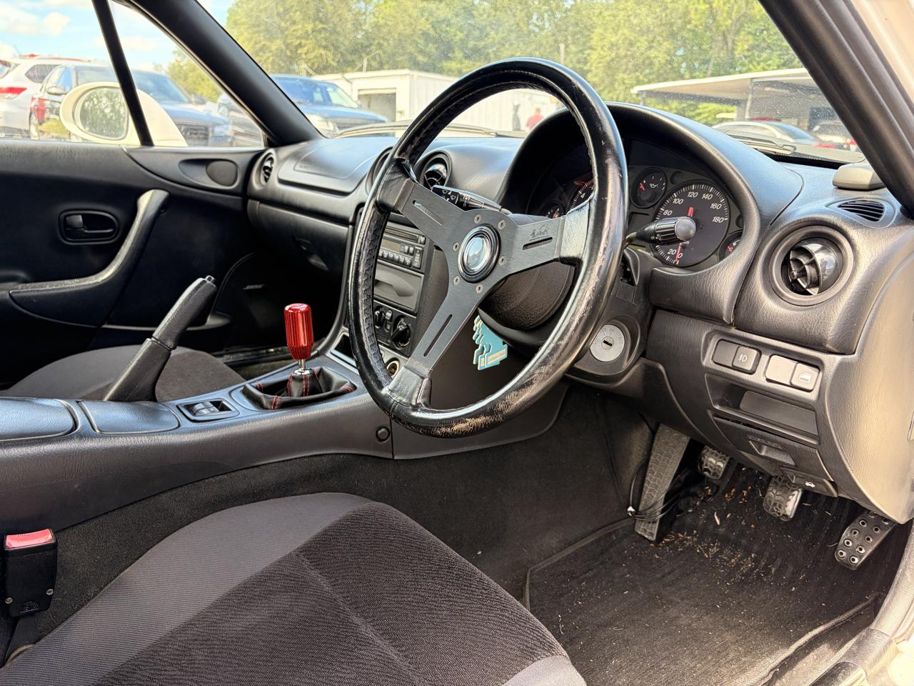 Mazda Miata  1998