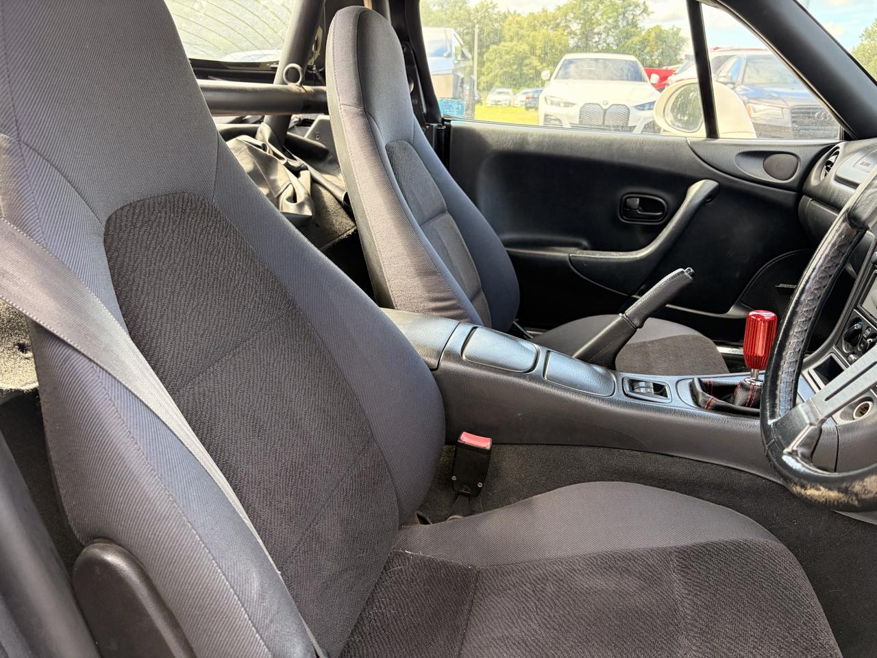 Mazda Miata  1998