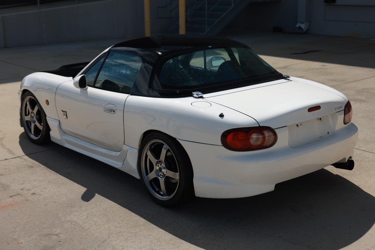 Mazda Miata  1998